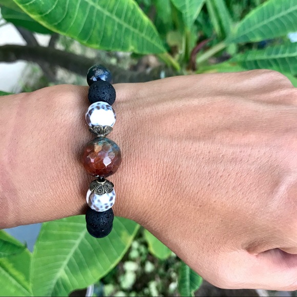 Jewelry - happy beads